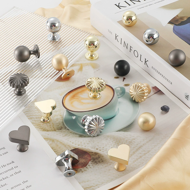 Золотая ручка с одним отверстием легкая Роскошная дверь шкафа современный минималистский шкаф для одежды в скандинавском американском круглая ручка для ящика шкафа