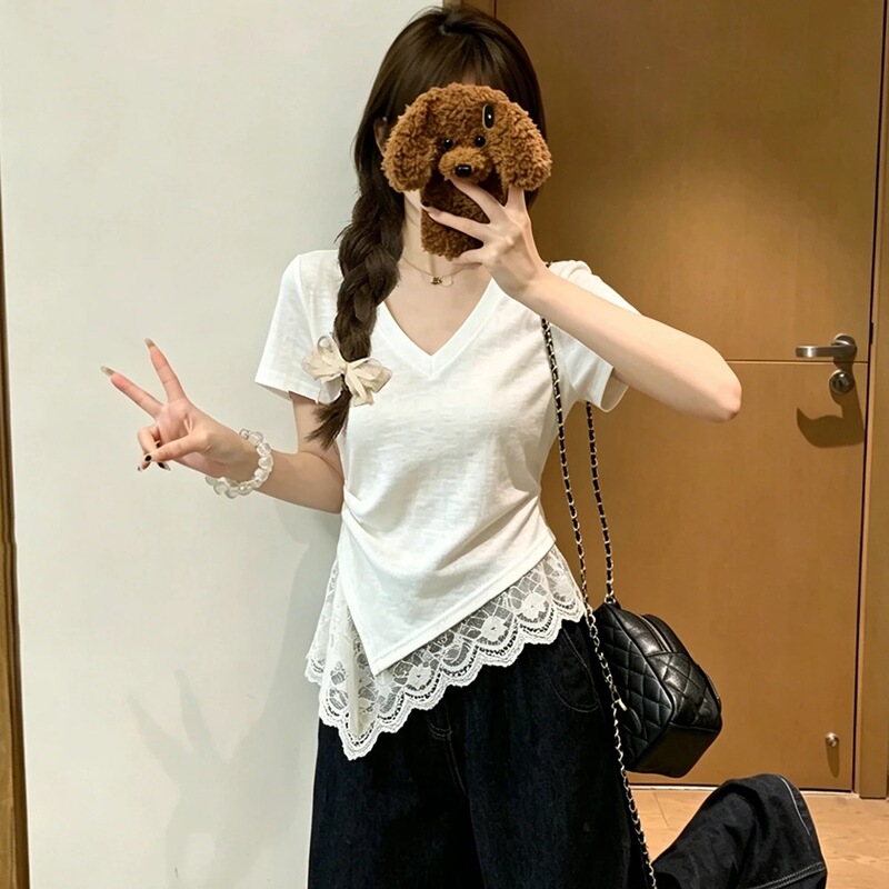 Irregular Lace Splicing V-Neck Waist-Cinching Short-Sleeve T-Shirt for Women, Summer Plus-Size Loose Fit, Slimming Versatile Top, Trendy Irregular Lace Splicing V-Neck Waist-Cinching Short-Sleeve T-Shirt for Women, Summer Plus-Size Loose Fit, Slimming Versatile Top, Trendy