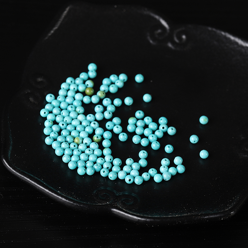 The very small ones are about 3mm/135 pieces