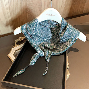 Triangle Scarf Scarf Women's Sunscreen Small Shawl Outer Spring and Summer Small Shawl Headscarf Air-conditioned Room Neck Protection Neck Scarf