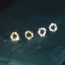 花环耳钉女气质轻奢闪钻花朵耳饰2024年新款潮睡觉不用摘一件代发