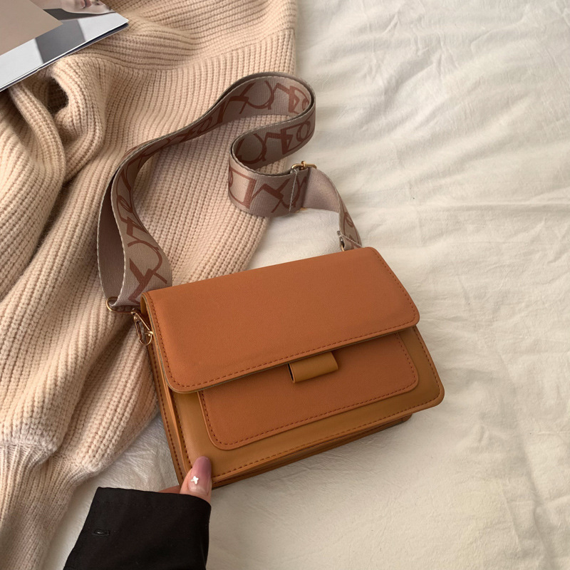 Bolsos retro casuales para mujer 2022 nueva moda casual para mujer bolso de hombro coreano bolso cuadrado pequeño de mensajero simple