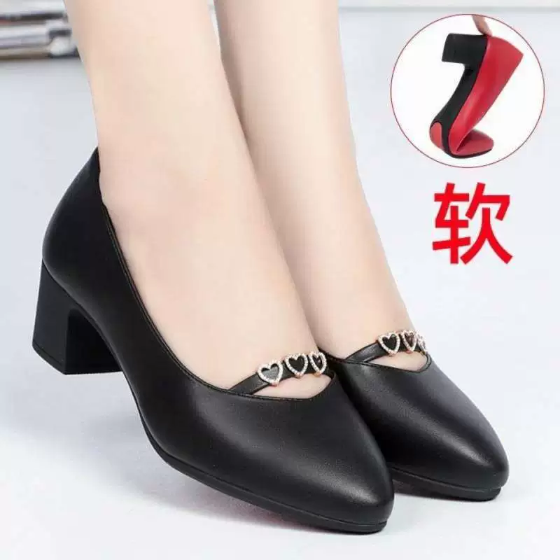 Мягкие кожаные сандалии, женская кожаная обувь, весна-лето 2025, новая удобная обувь на мягкой подошве, рабочая обувь среднего и пожилого возраста, туфли на среднем каблуке