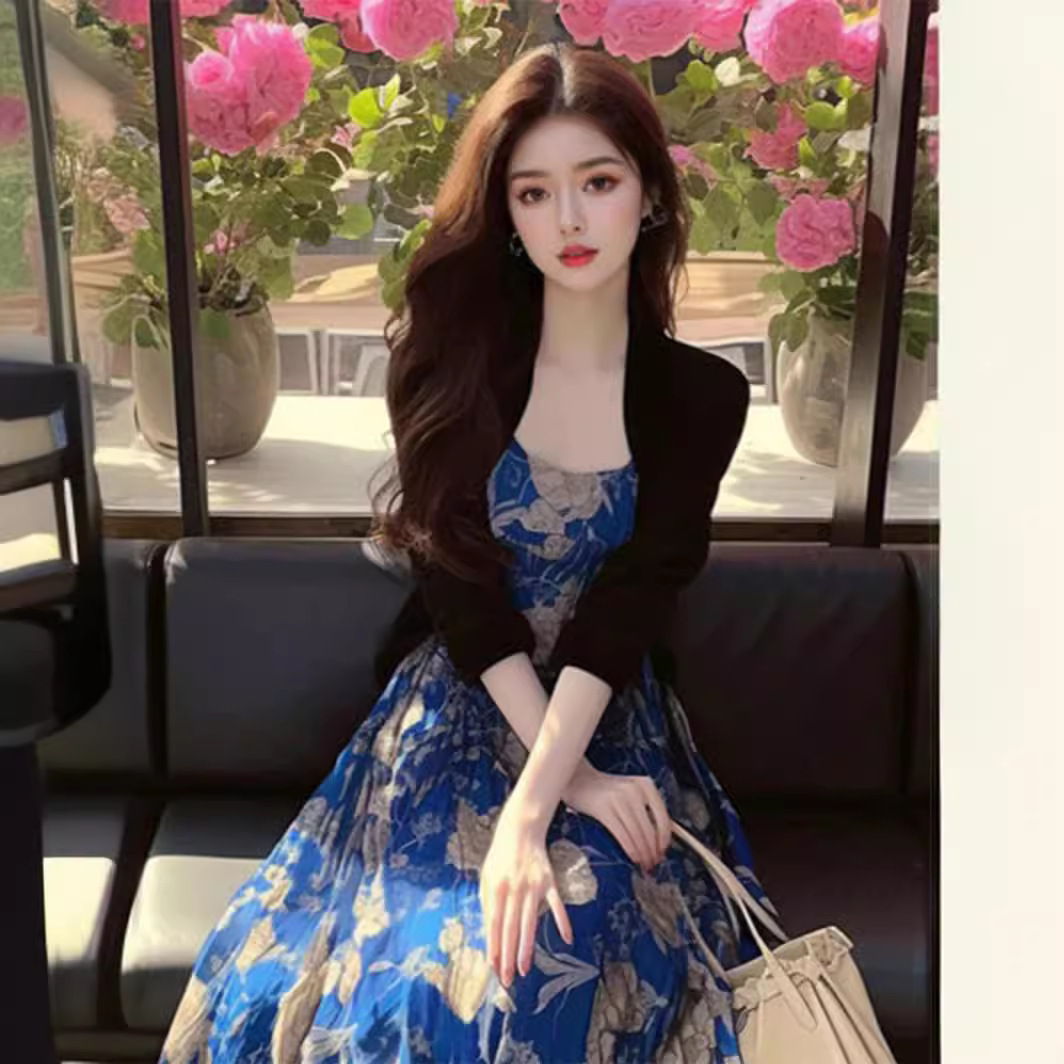 Đầm yếm hoa xanh dáng suông phong cách Pháp — in màu xanh