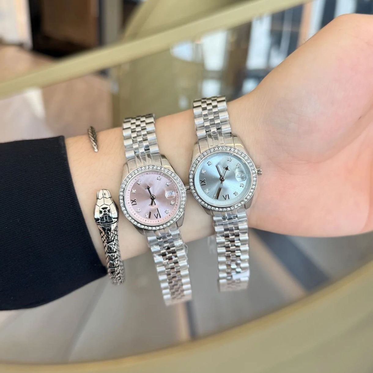 Dropshipping Queen Mother's women's watch, pink dial watch, women's ice blue watch, full diamond cherry stainless steel wristwatch