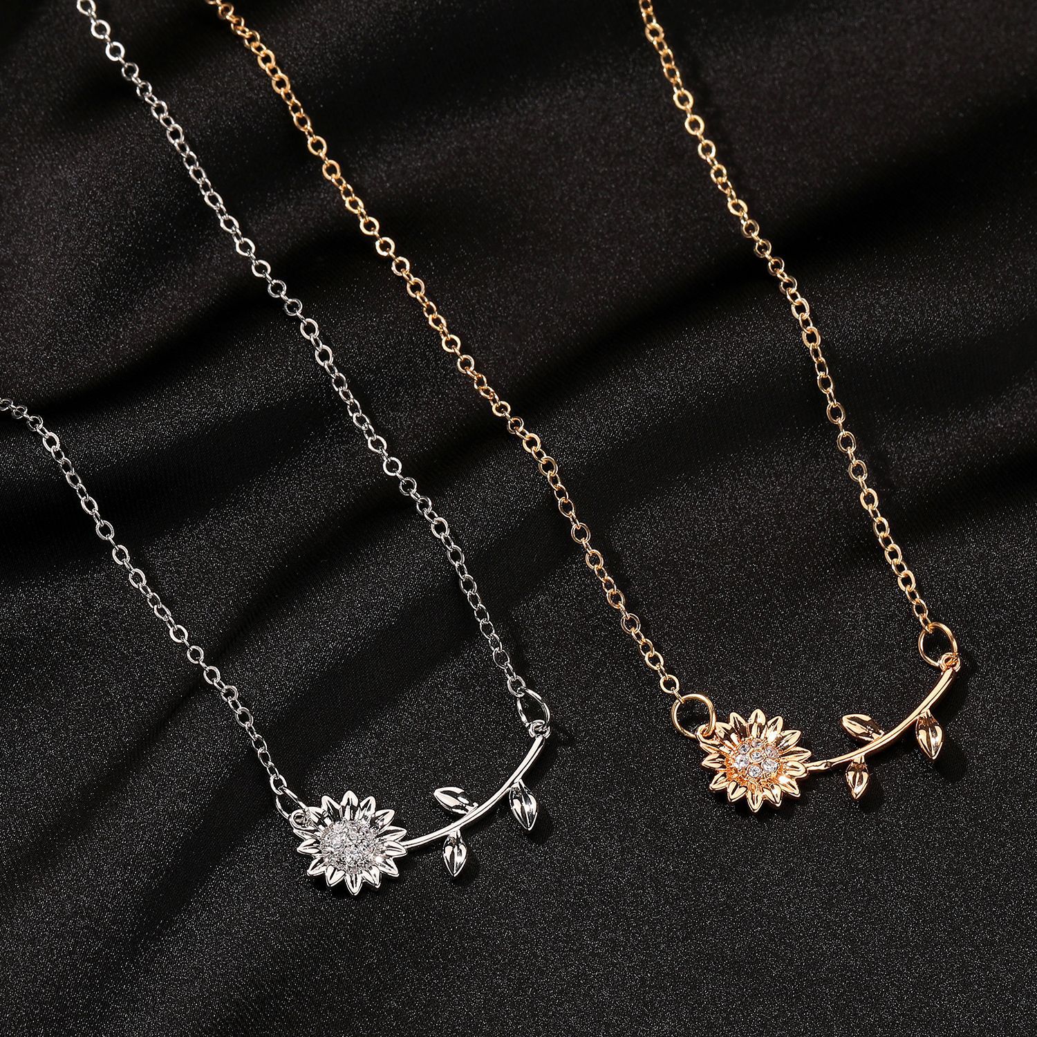 Hot sellg sunflower necklace, female personality, temperament alloy, maple leaf cactus collarbone cha, wd neck_voghion.com