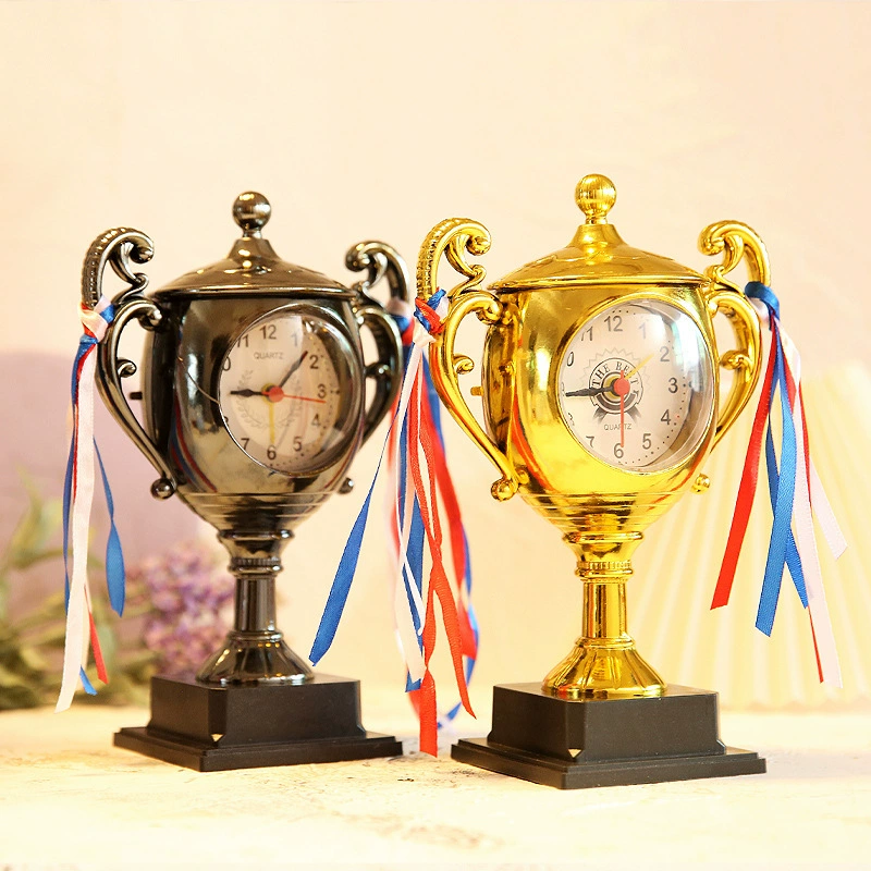 Трансграничная зарубежная версия трофея будильника