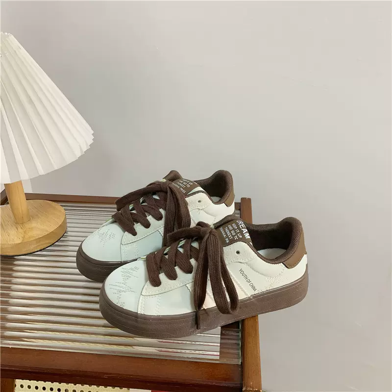 低帮百搭板鞋女式2024秋季新款帆布鞋子ins风小众女鞋潮远波5357