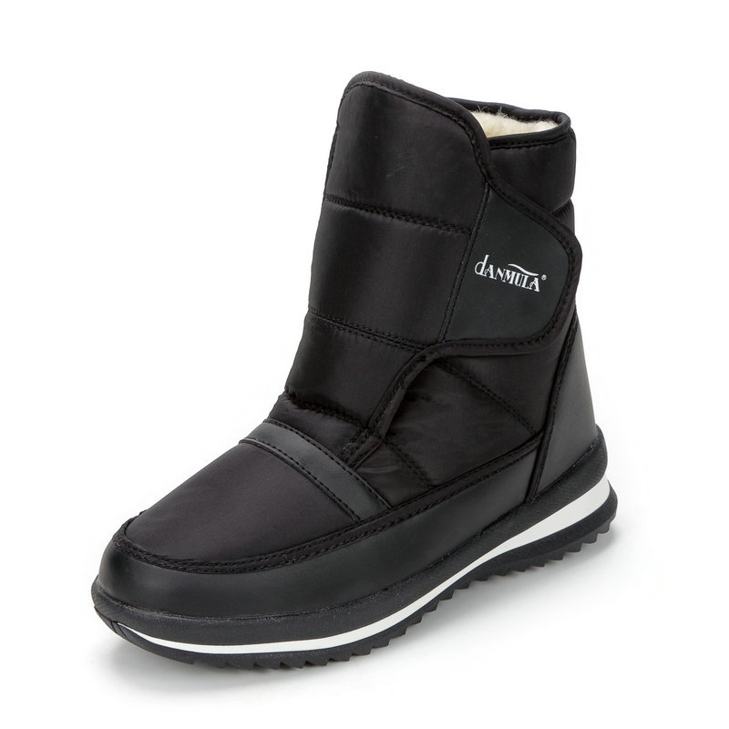 Botas de nieve para hombre y mujer, forradas de lana y engrosadas para invierno, de suela plana, talla un número más pequeña, venta al por mayor y al por menor de grandes fábricas, forradas de lana para mayor calidez.