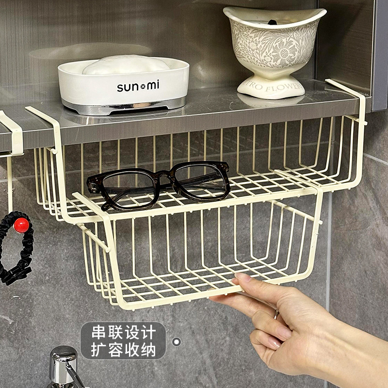 Dongha クリームスタイルのゴーグルキャビネット吊り下げバスケットバスルームアイアン吊り下げメイクアップとスキンケア製品雑貨収納ラック|undefined