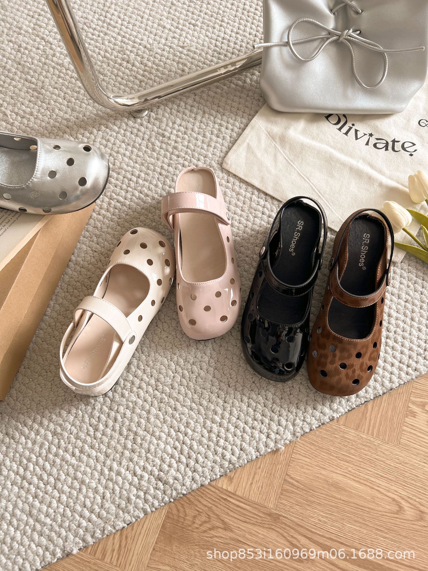 2025052722059552693755w3024h40