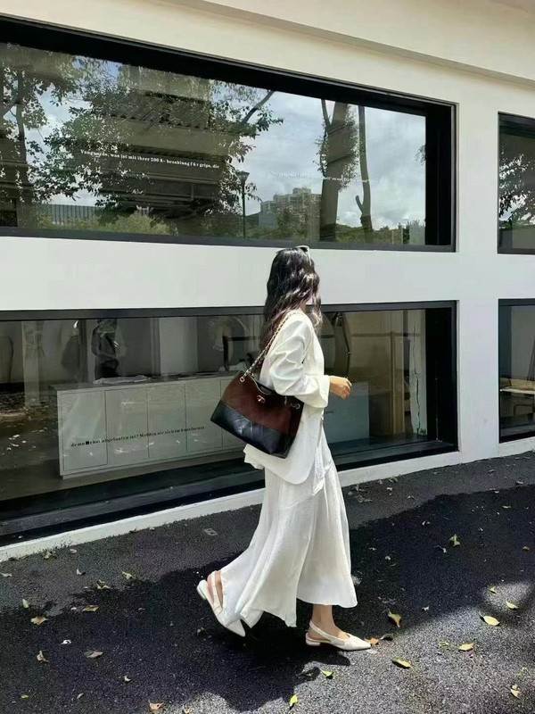 25秋冬走秀款小香风流浪包高级感磨砂皮腋下包复古潮流单肩手提包|undefined