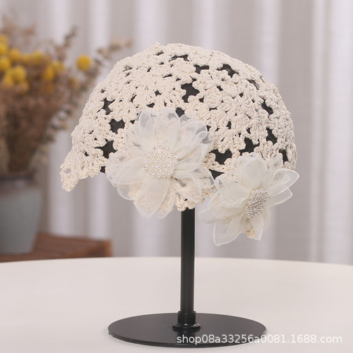 Spring and summer new style sweet flower hollow baotou hat for women hand-knitted crocheted scarf hat retro knitted melon skin hat