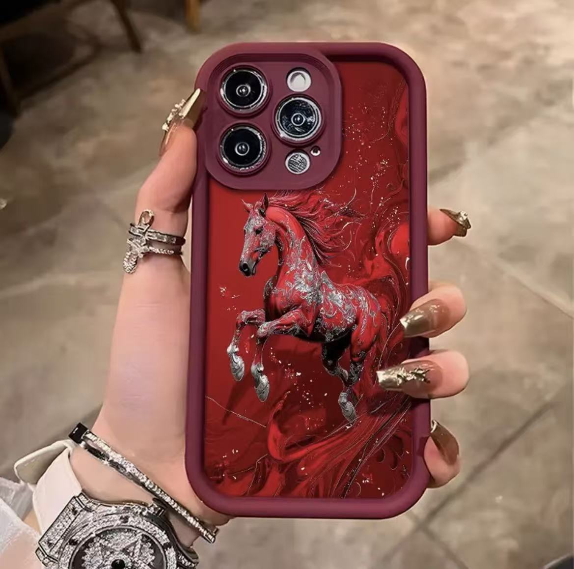 新年爆款适用iphone17pro手机壳苹果15骏马14外贸13promax新款16