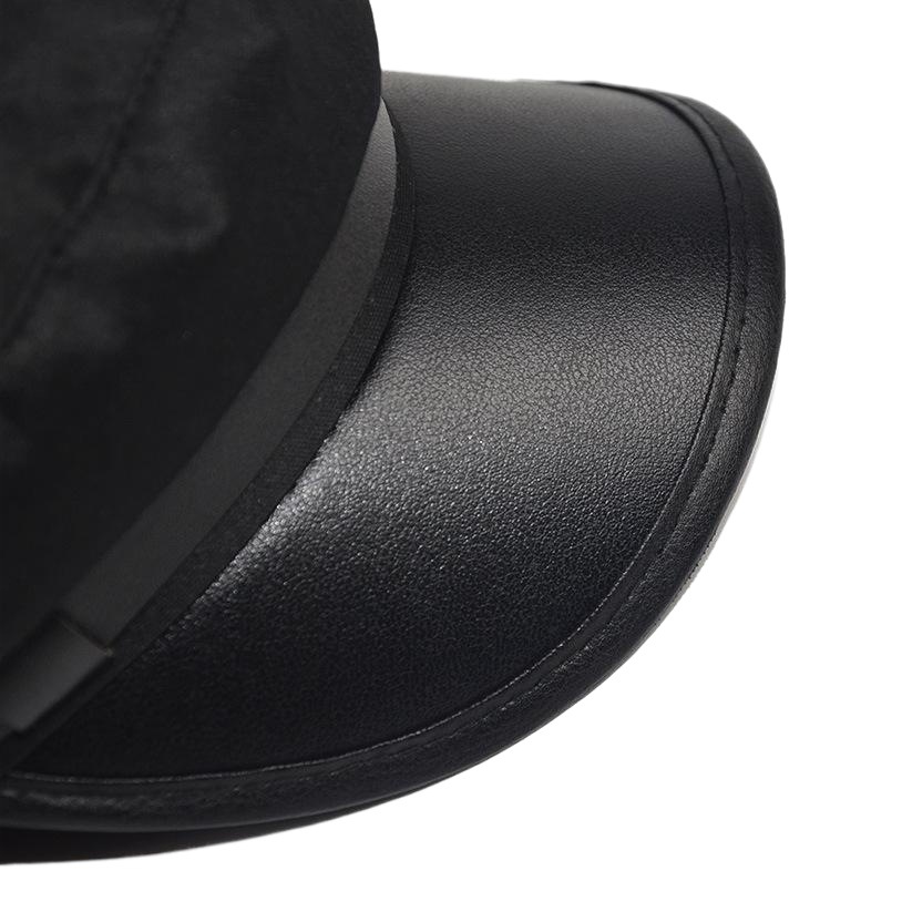 Sombrero plano de cuero de la PU sombrero plano boina algodón versátil transpirable pico octogonal sombrero hebilla de cuero británico de las mujeres