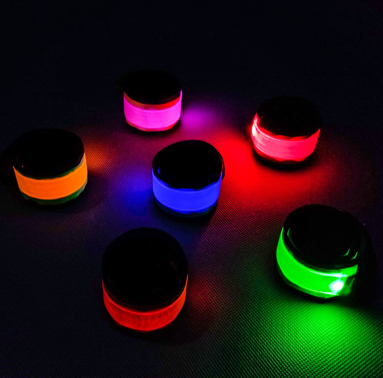 Hipster flash pulsera luminosa LED luminoso raqueta anillo correa de muñeca noche deportes ciclismo banda de brazo luminoso