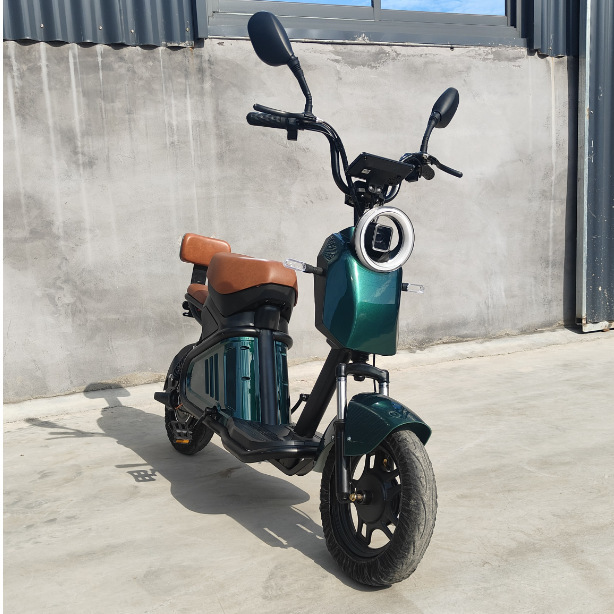 Harley Foreign Trade Wholesale Electric Bicycle Lithium Battery Battery Car Daily Commuting Tram New Two-Wheeled Electric Motorcycle