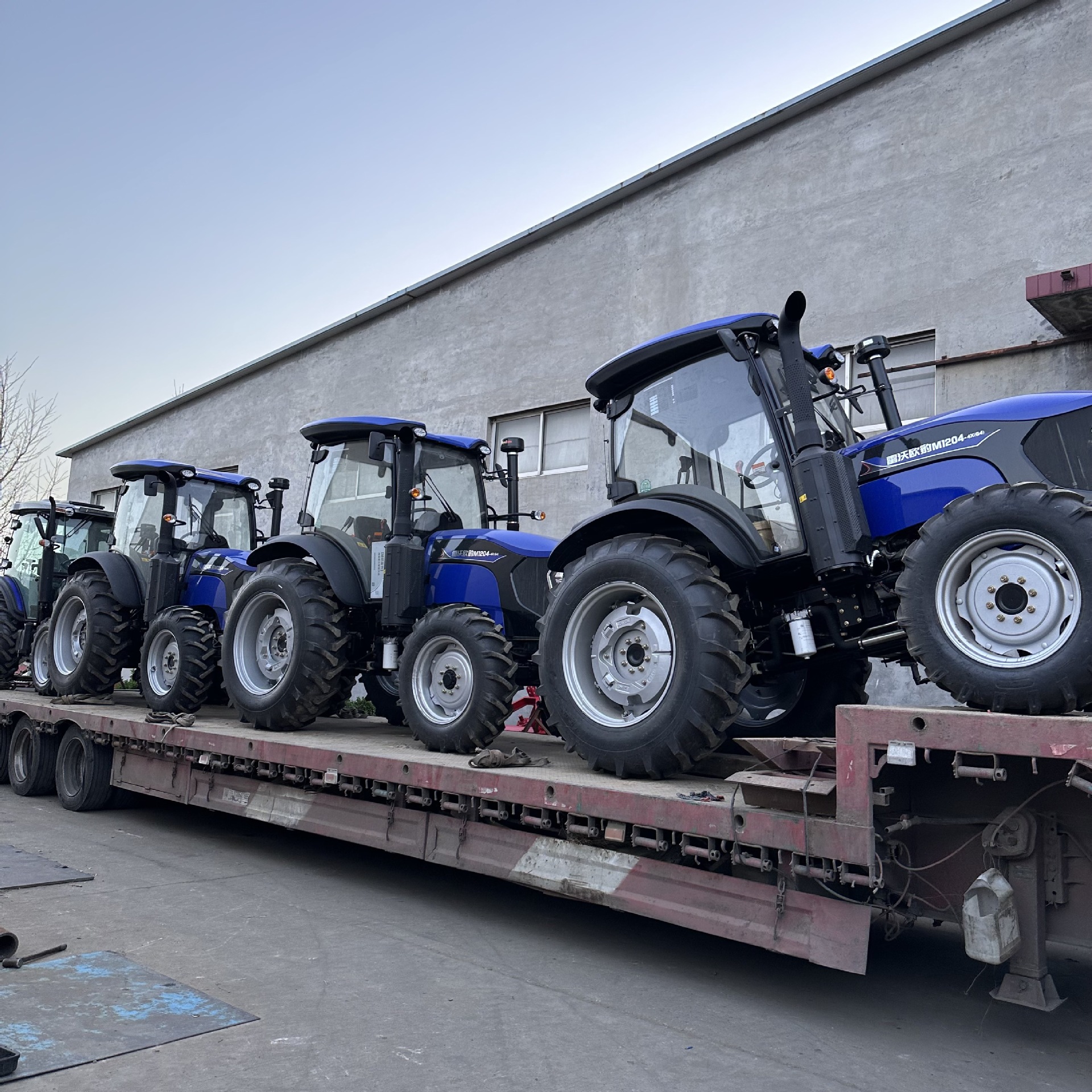 LOVOL exportación transfronteriza 904 tractor de cuatro ruedas gran tractor cultivador tractor de ruedas de gran potencia