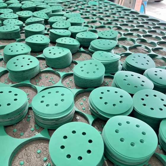 Cross-border hot sale green sand 5 inch 8 hole zirconia green polyester film sandpaper hook and loop flocking dry and wet dual-purpose sandpaper
