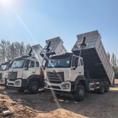 Cross-border export of heavy-duty dump trucks: HOWO eight-wheel dump truck for Africa, HOWO dump truck, heavy-duty dump truck
