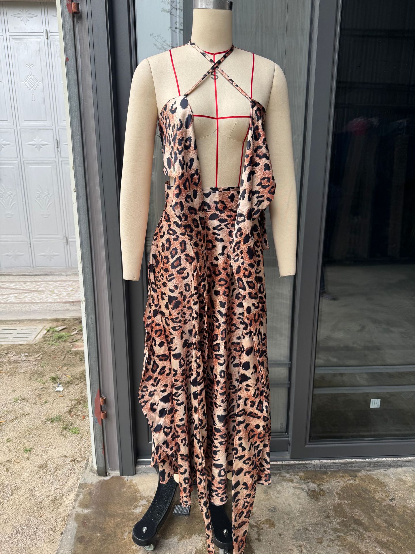 Strapless Slim Fit Shorts Set For Summer Seaside Vacation_voghion.com