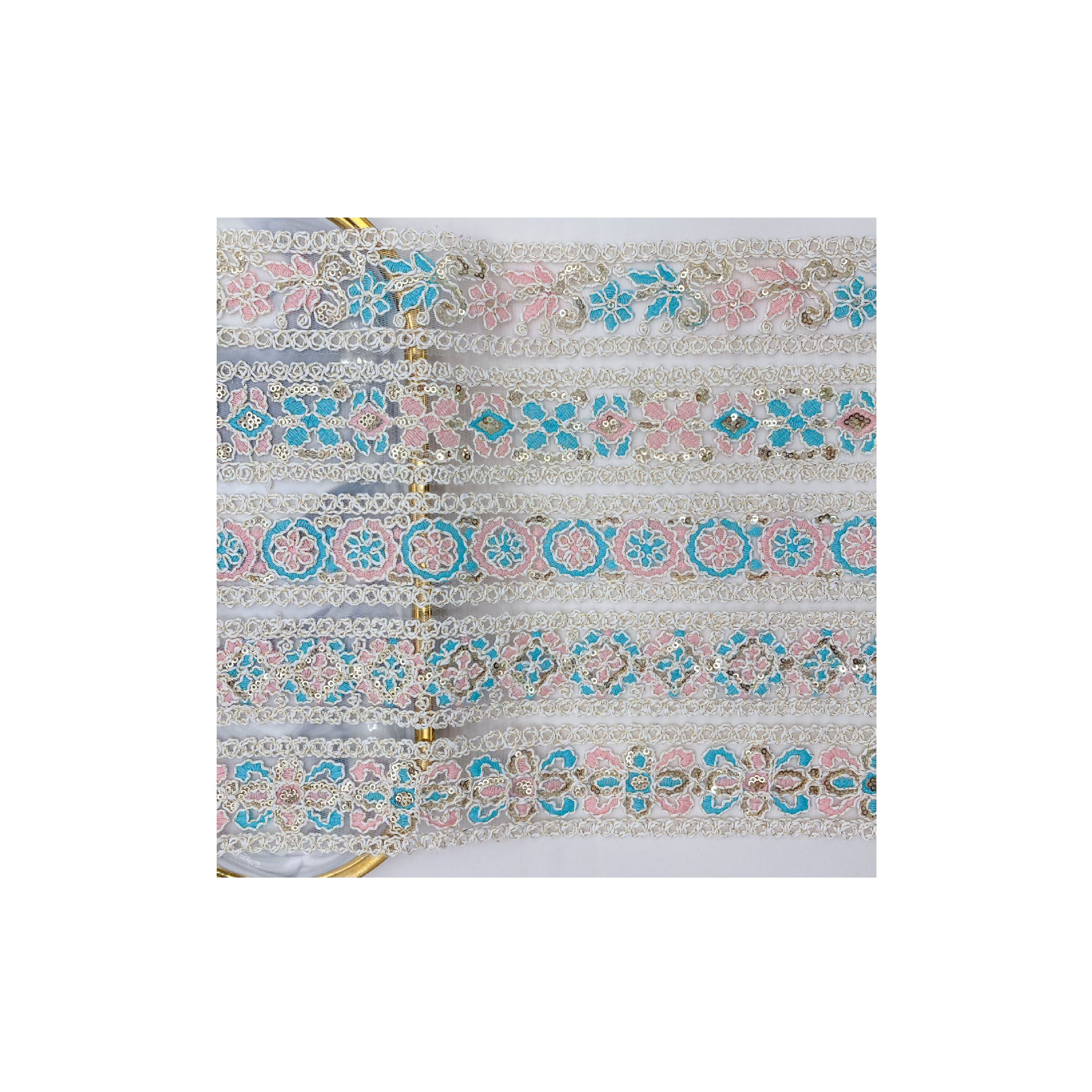 Nuevo estilo étnico bordado hueso de coche lentejuelas encaje retro fondo de malla hilo de algodón hilo accesorios de ropa encaje