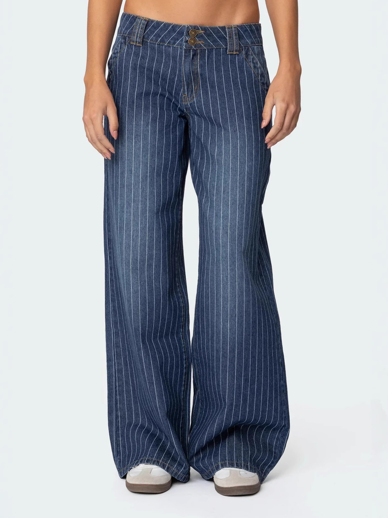 Low-Rise Striped Wide-Leg Jeans For Women – Vintage Distressed Denim Pants With Retro 90s Street Style (Blue Washed)_voghion.com