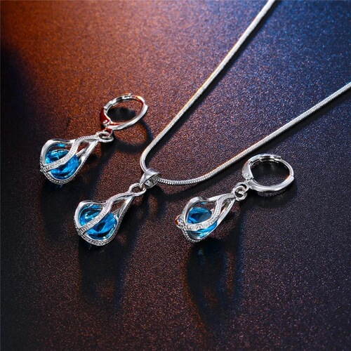 European and American jewelry is AliExpress online fashion zircon crystal pendant earrings two-piece set cross-border jewelry