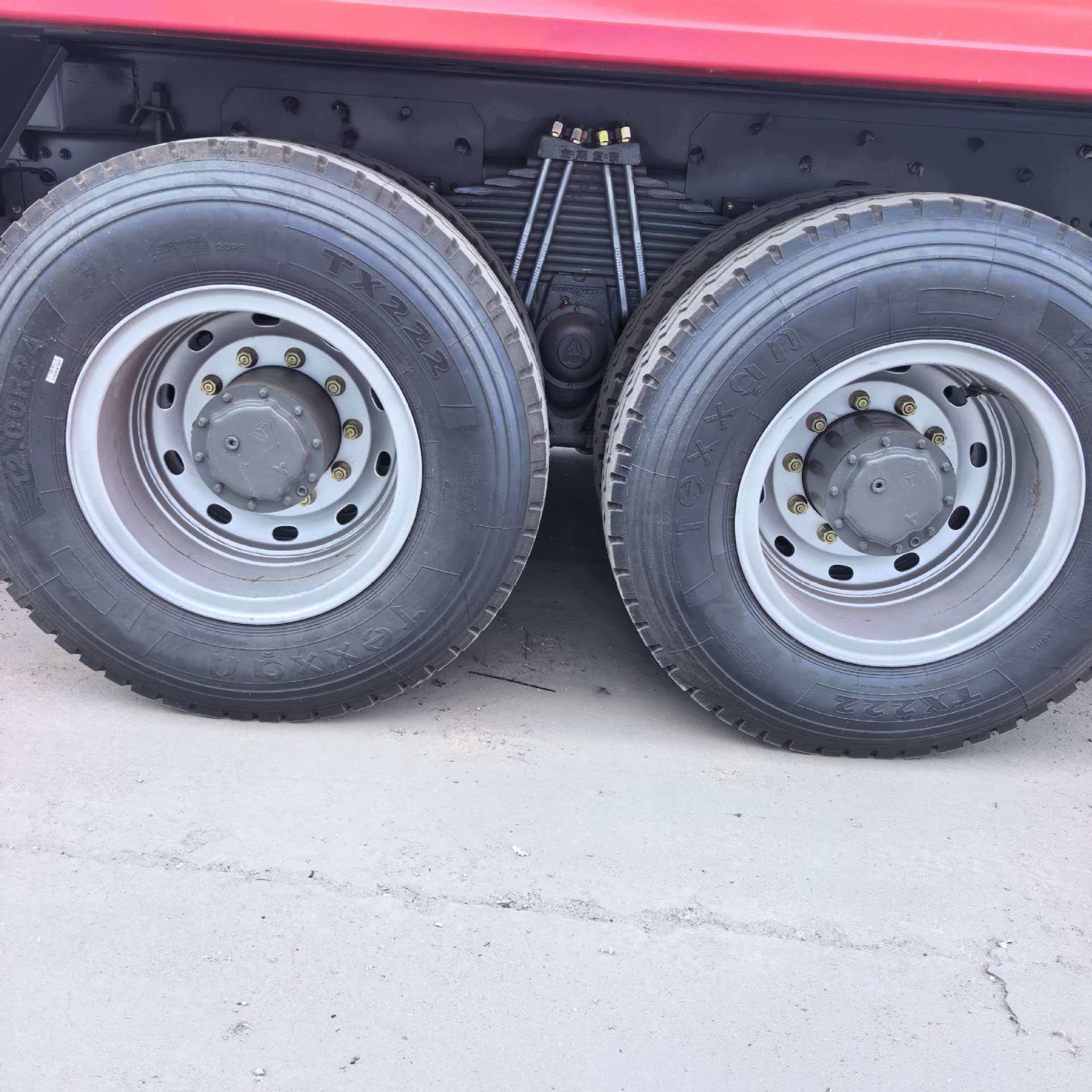 Export of Used Sinotruk Howo Nx Dump Truck 430 Horsepower Dump Truck for Transporting Gravel and Soil Howonx Dump Truck