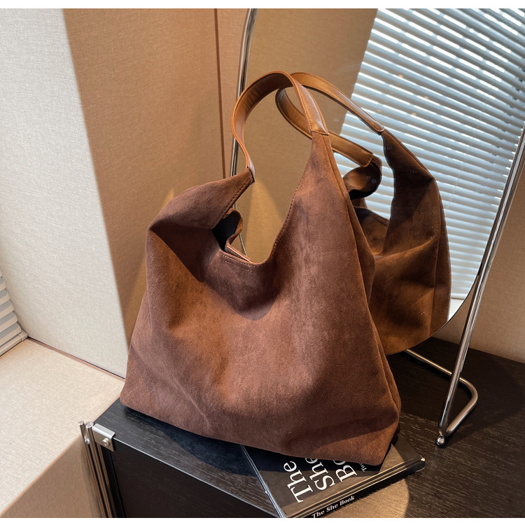 Crossbody Bag Korean Style Suede Bag Women's New Cross-Border Versatile Shoulder Bag Retro Large Capacity Commuter Tote Bag Crossbody Bag Korean Style Suede Bag Women's New Cross-Border Versatile Shoulder Bag Retro Large Capacity Commuter Tote Bag