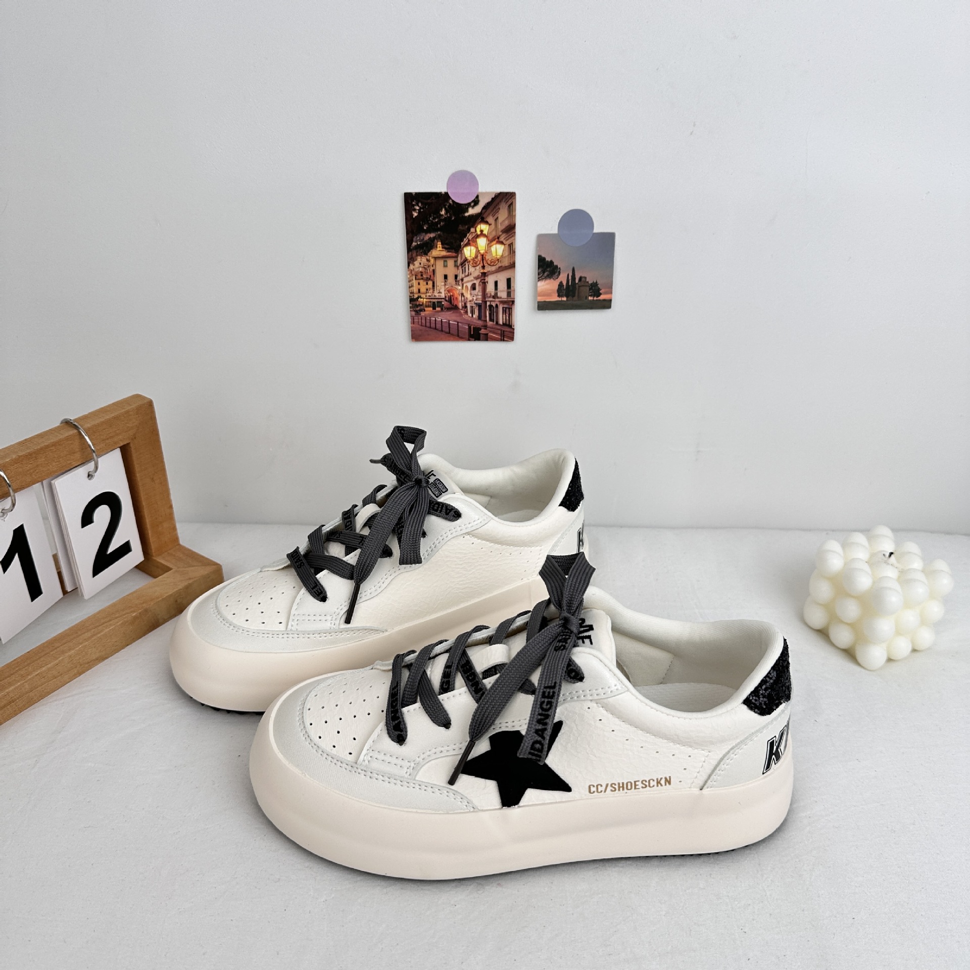 Zapatos blancos de suela gruesa para mujeres 2025 nuevos zapatos suaves y bonitos, zapatos de skate, papá 6612 image 4