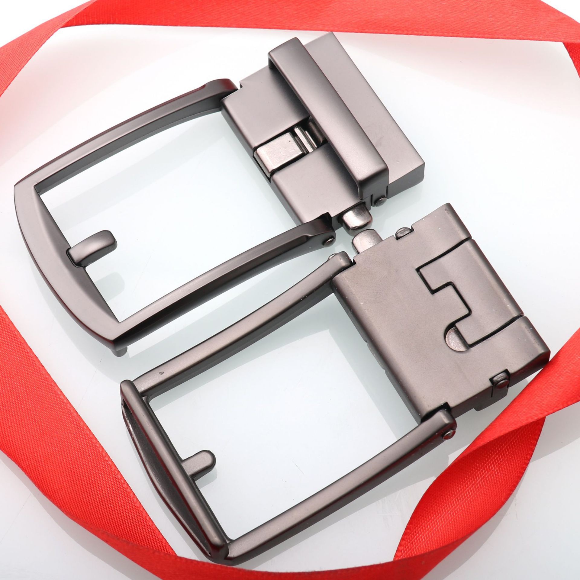 O1CN01ksHuF12DC22f7943U_!!4274