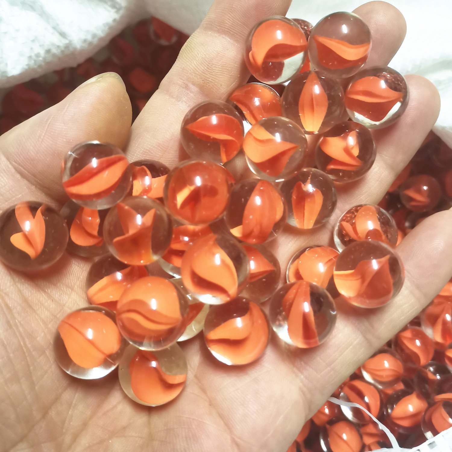 16mm mármoles de vidrio al por mayor juguetes nostálgicos cuentas de vidrio juego de damas tienda binaria de vidrio perlas sueltas bola artesanal