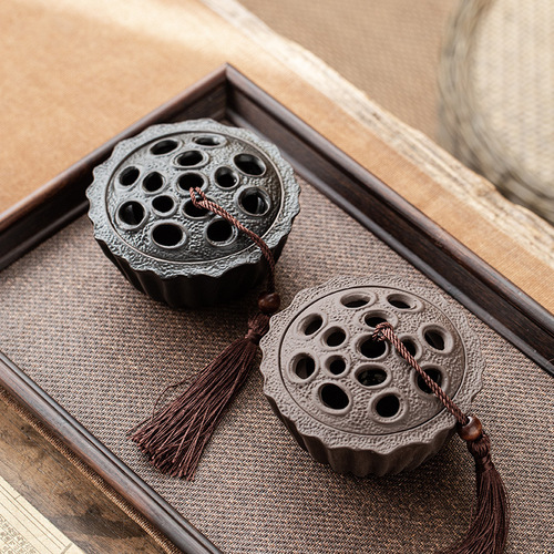 Ceramic Lotus-Shape Hollow Incense Burner, Sandalwood & Agarwood Aroma Diffuser, Calming Home & Indoor Tea Ceremony Large-Sized Mosquito Coil Burner with Tray