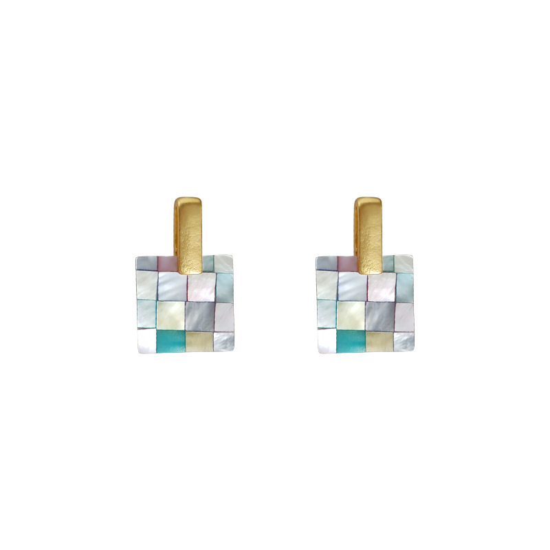 Simple Style Square Shell Inlay Women's Ear Studs 1 Pair display picture 4