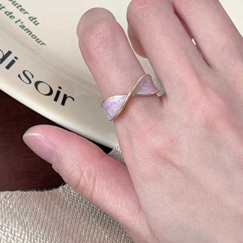 Enamel decorative ring female niche design high-end fugitive princess mother-of-pearl index finger ring girl bestie