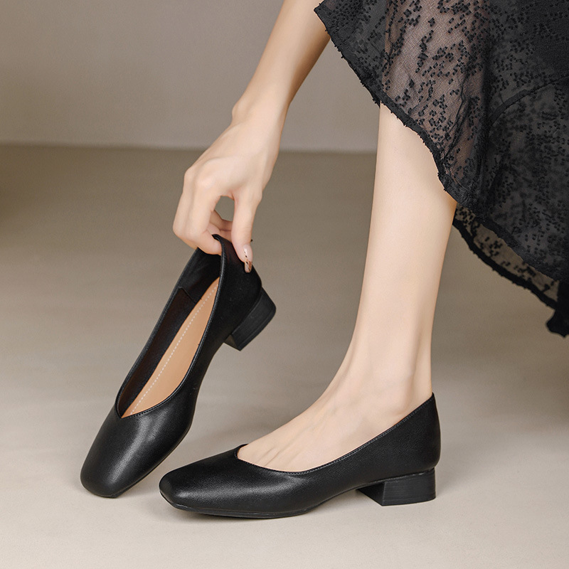 Women's Leather Flats 2026 New Autumn Style Square-Toed Soft Leather Fairy-Style Elegant Interview Bank Lightweight Work Shoes for Women