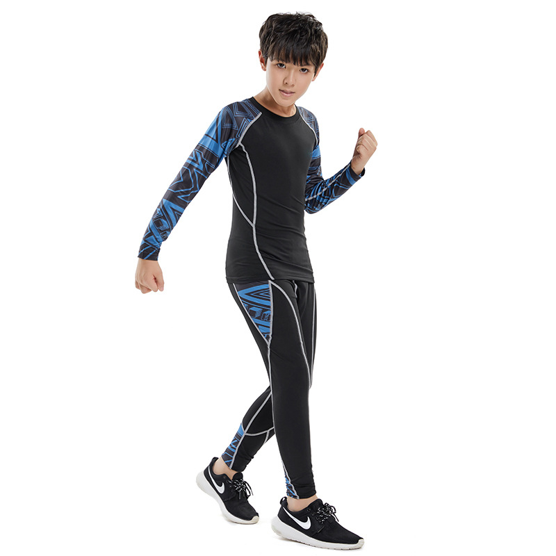 검정색과 파란색 투피스 세트