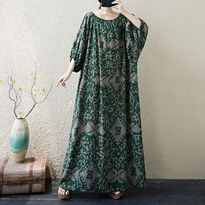 Ready-Made Large Size Artistic Printed Dress, Loose and Slimming, Holiday Style Robe, Large Version, Lantern Sleeve Long Skirt