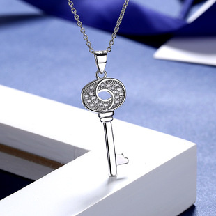 �y����Ʒ僰׽����D耳׵���Ů���n�p�݌WԺ�L��耳׵����i���