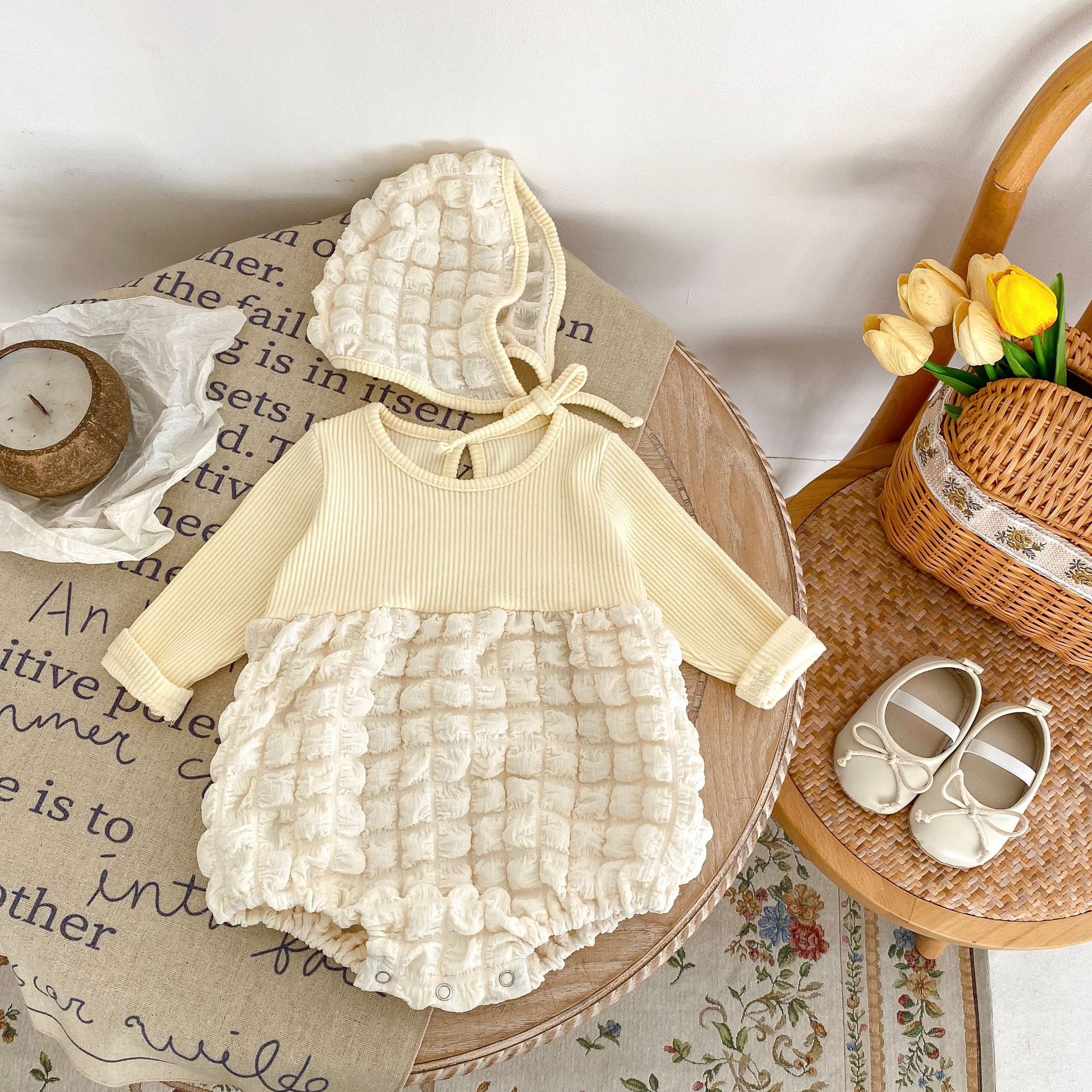 Tuta Ha Yi a maniche lunghe in garza a bolle per bambina autunno 2024, tuta da gattonare + set di 2 cappelli in regalo_voghion.com