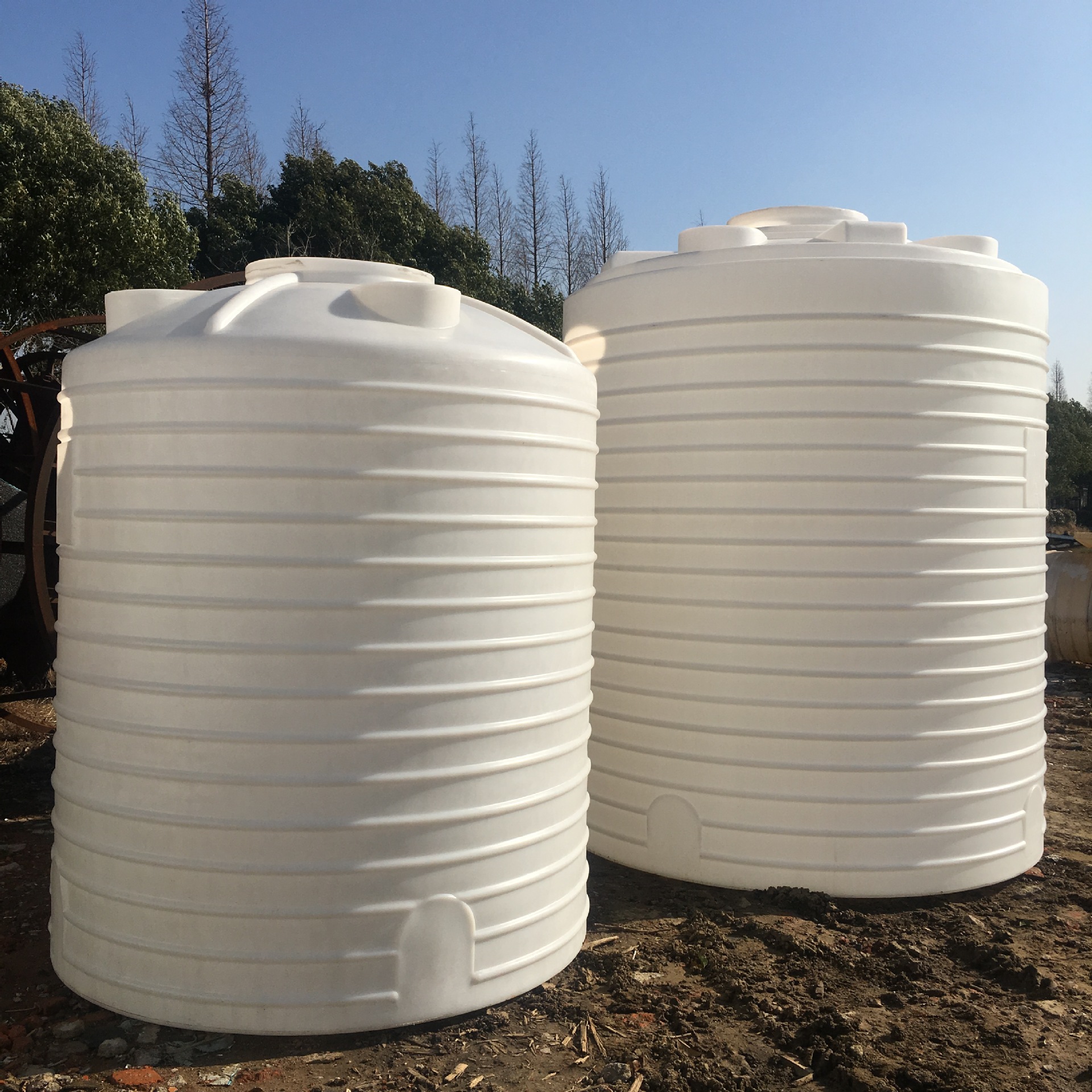 塑料水塔pe水箱大容量水桶 工地储水罐立式 pe储罐储液罐现货