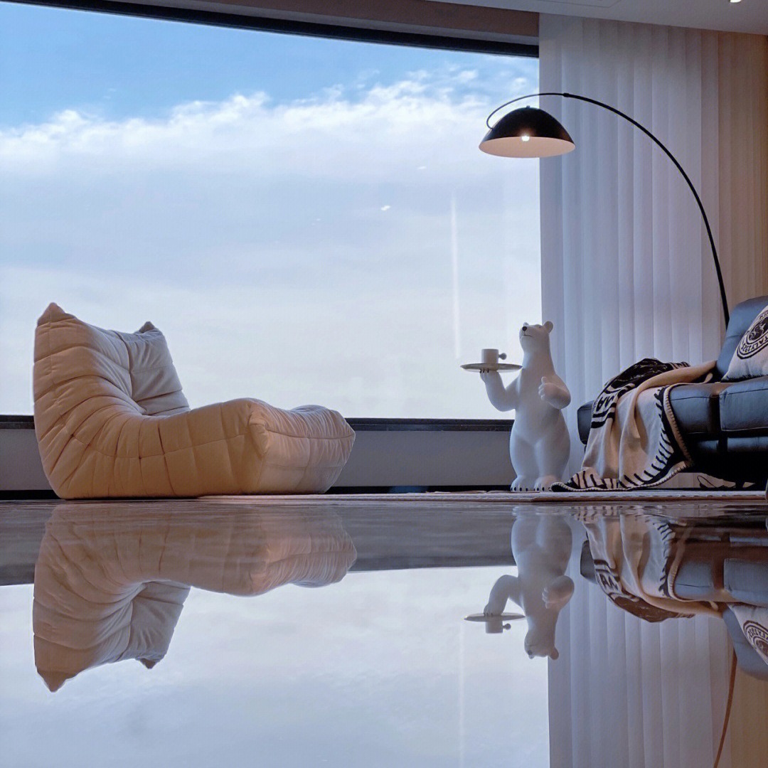 Lámpara de pie lámpara de pesca lámpara de sala de estar atmósfera simple moderno creativo neto rojo paja falda lámpara dormitorio Zhongshan lámparas