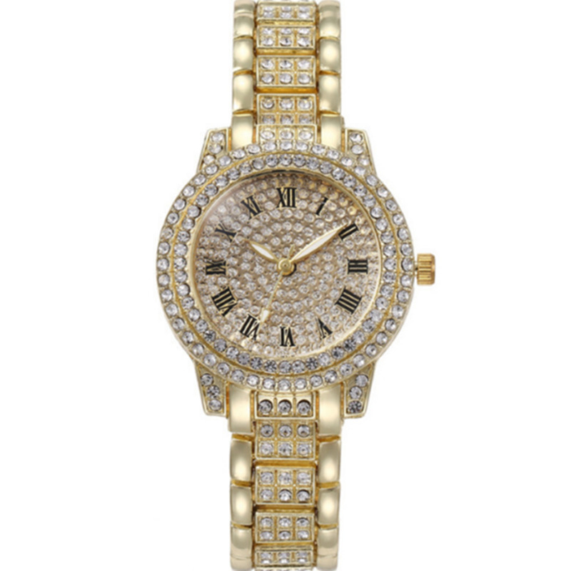 Nuevo producto para mujer 5pcs/set moda de nicho todo fósforo falso traje de reloj de cuarzo con cinturón de acero de tres ojos