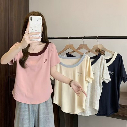 Ladies' Loose Sweet Style T-Shirt Top with U-Neck, Color Block, Covering Stomach, Arc Hem for Larger Sizes, Up to 300 Pounds