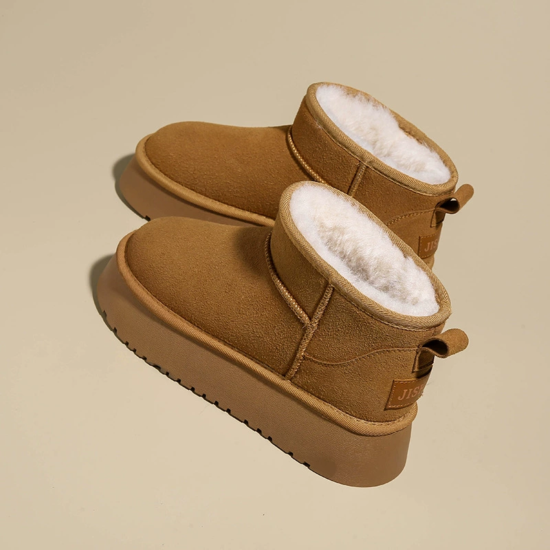 Женские зимние ботинки на платформе с толстой подошвой, 2024 года, новые, короткие, с эффектом увеличения роста, из хлопка с флисовой подкладкой.