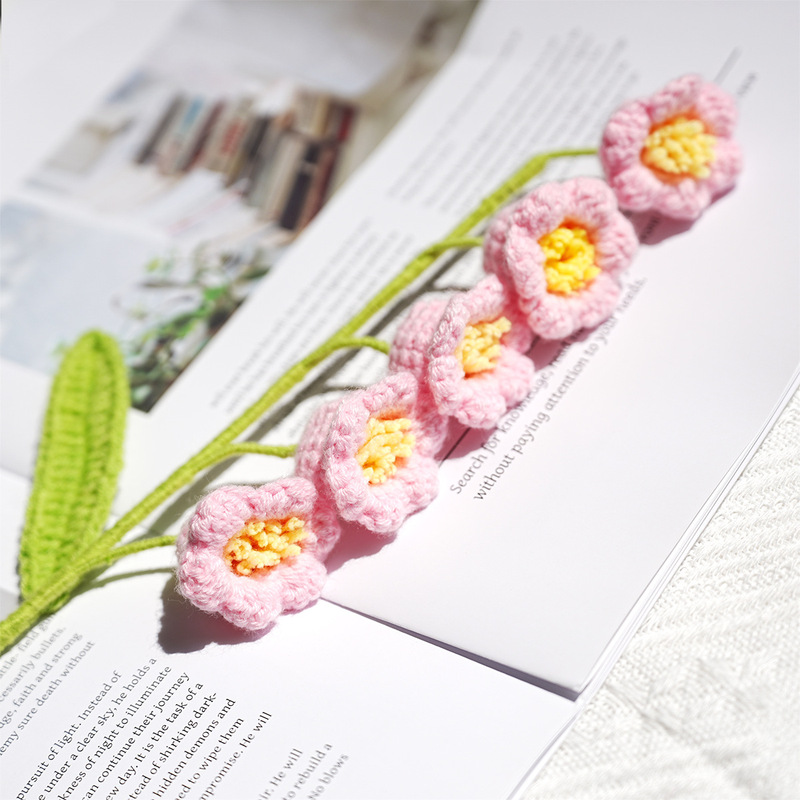 スズランの花束完成品手編みニットウール5頭造花バレンタインデー造花ガールフレンドインオーナメント用|undefined