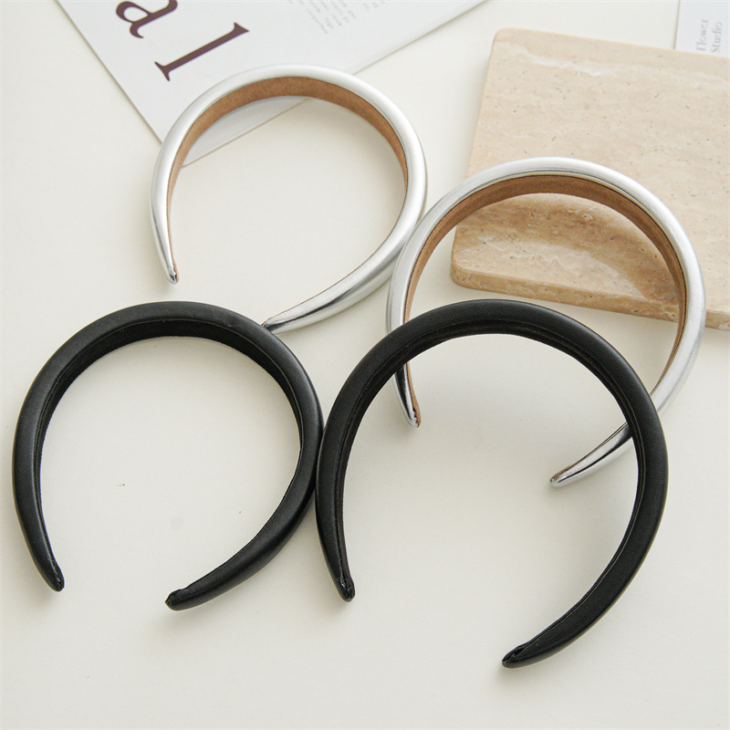 Bandeau minimaliste en cuir noir et argent, bandeau haut de gamme polyvalent français de couleur unie, bandeau haut de gamme crânien, épingle à cheveux pour lavage du visage._voghion.com