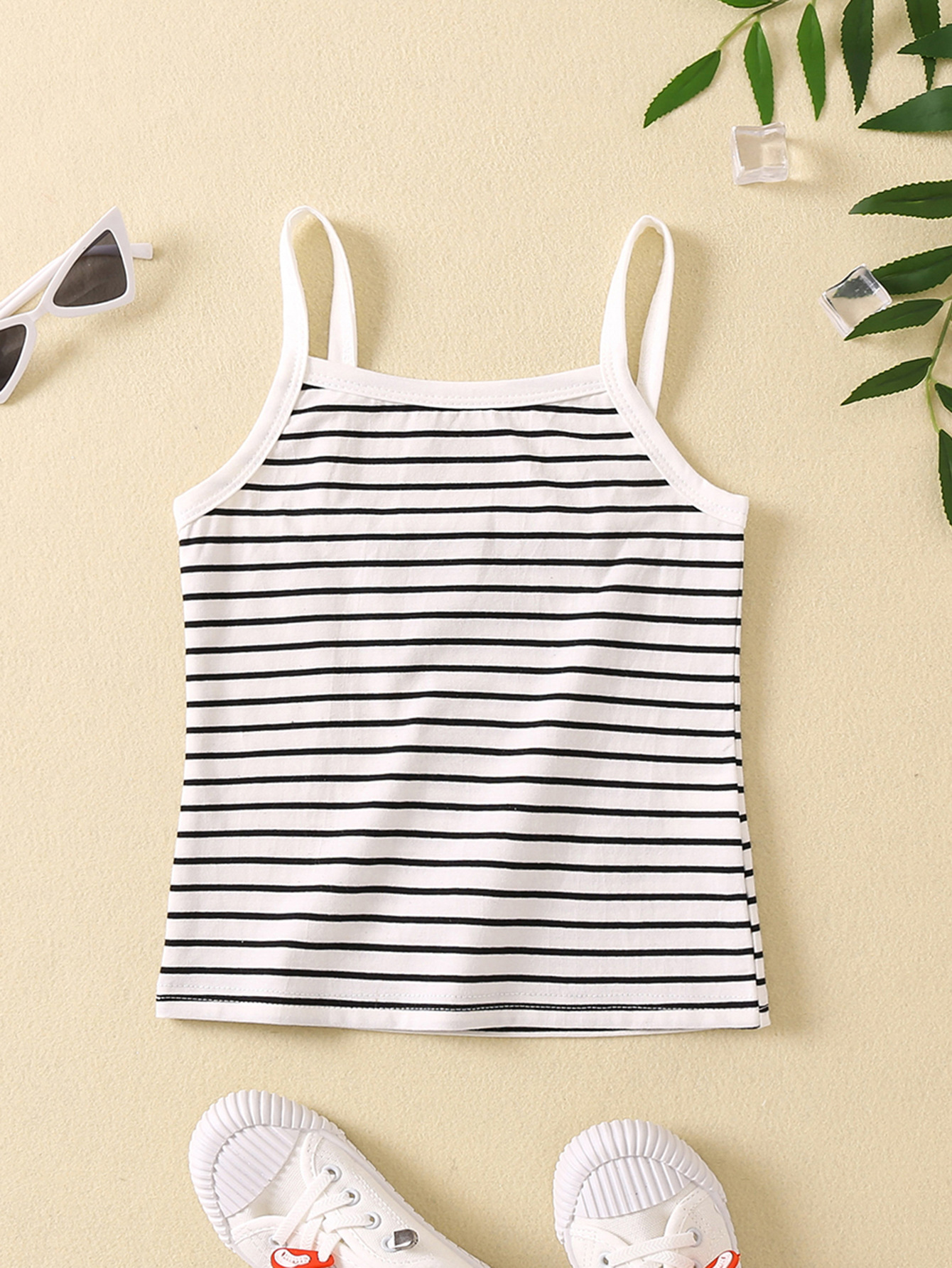 Camiseta sin mangas de algodón puro para niñas de Amazon, camisola versátil a rayas de verano, chaleco para niños, ropa infantil en stock al por mayor