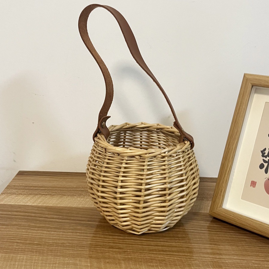 Bolso de paja de verano para mujer 2021 Nuevo bolso de celebridad de Internet bolso de perlas bolsa de ratán de regalo de mano bolsa de cubo de playa image 9